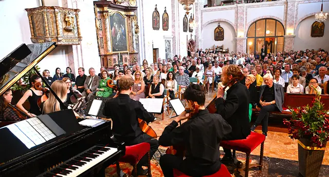 Die Stiftskirche war anlässlich dieses tollen Programms ausgebucht. | Foto: Josef Bodner