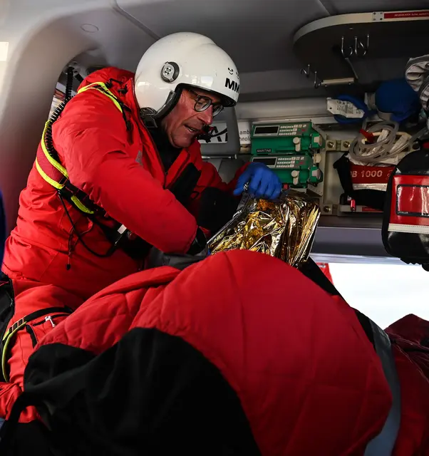 NAH-Crew im Einsatz. | Foto: Zeitungsfoto.at / Symbolbild