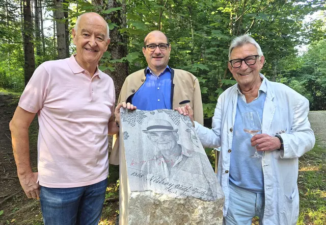 Hermann Döllerer, Bürgermeister Martin Dietrich, Heinz Marecek. | Foto: Josef Wind