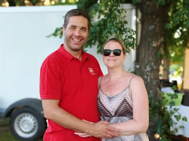 Vizebürgermeister Reiner Schmitl mit seiner Gattin.