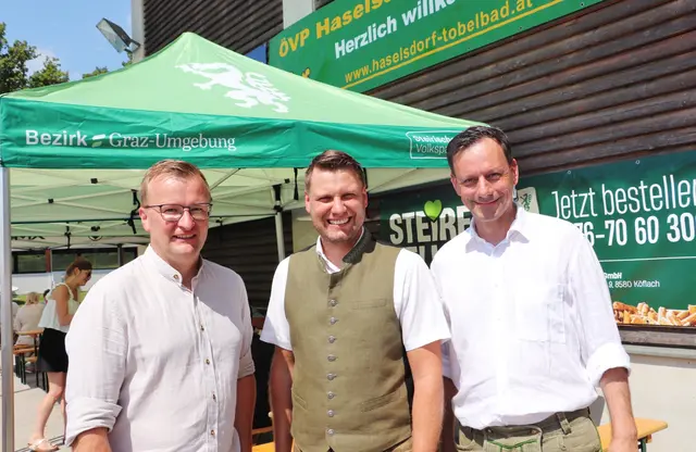 VP-Ortsparteiobmann von Haselsdorf-Tobelbad Stefan Hösele (Bildmitte) mit LAbg. Johannes Wieser (li) und NAbg. Ernst Gödl | Foto: Edith Ertl