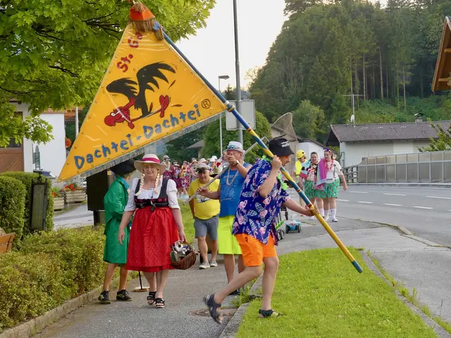 Faschingsumzug im August in Sankt Gertraudi.