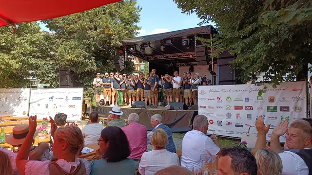 Im Rahmen des Anifer Kirtages feierte vom 8. bis 10.August 2025 Walter Bankhammer und seine Niederalmer Musikanten unter zahlreicher Teilnahme der Bevölkerung von Anif- Niederalm  und Neu/Anif ihr 40 jähriges Jubiläum !