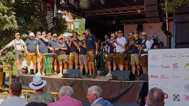 Im Rahmen des Anifer Kirtages feierte vom 8. bis 10.August 2025 Walter Bankhammer und seine Niederalmer Musikanten unter zahlreicher Teilnahme der Bevölkerung von Anif- Niederalm  und Neu/Anif ihr 40 jähriges Jubiläum !