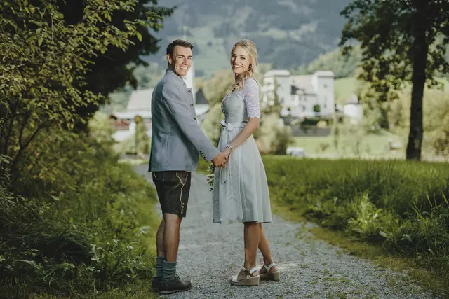 Stefan und Marisa Kraft gaben online bekannt, dass sie Nachwuchs erwarten. Dieses Foto stammt von ihrer Hochzeit in Goldegg. | Foto: Expa Pictures/JFK