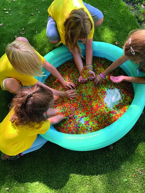 In der KinderStadt erhalten die Kinder auch in den letzten Ferienwochen eine gezielte Betreuung.  | Foto: Hilfswerk Kärnten