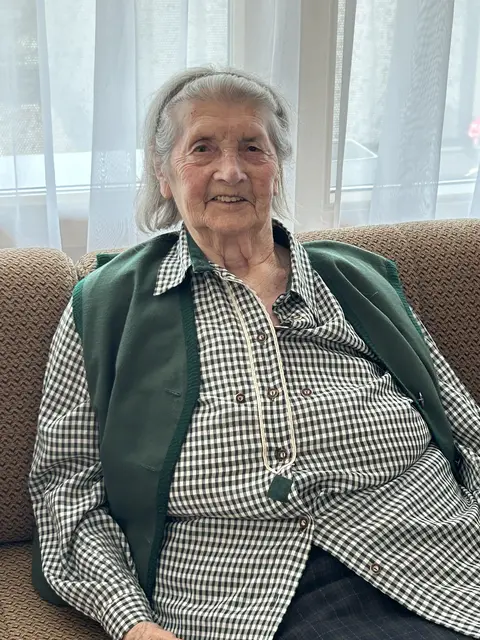 Karoline Gaisbauer aus Kirchheim feierte ihren 100. Geburtstag.  | Foto: Reinhard Pfeffer