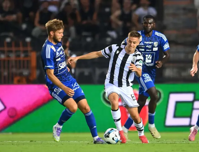 RZ Pellets WAC-Kapitän Dominik Baumgartner (l.) möchte gegen PAOK als Außenseiter überraschen und siegen. | Foto: RZ Pellets WAC/KK