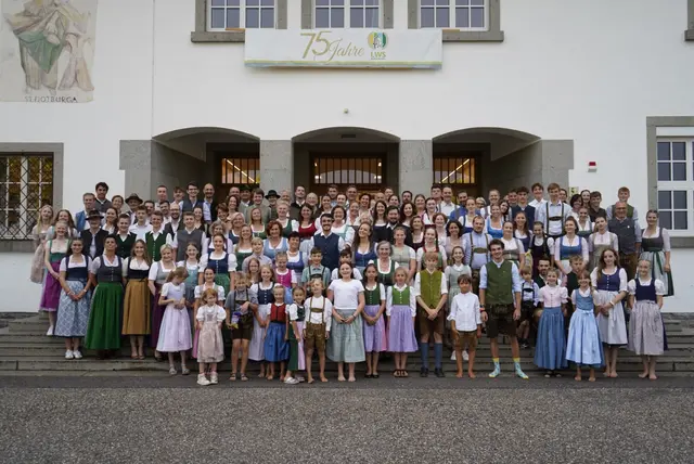 Viele begeisterte Teilnehmer bei der Volksmusikwoche in Burgkirchen. | Foto: Rainhard Gusenbauer