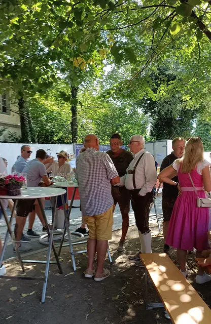 Im Rahmen des Anifer Kirtages feierte vom 8. bis 10.August 2025 Walter Bankhammer und seine Niederalmer Musikanten unter zahlreicher Teilnahme der Bevölkerung von Anif- Niederalm  und Neu/Anif ihr 40 jähriges Jubiläum !