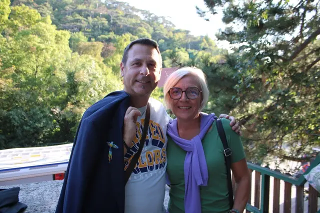 Auch Christian Boeger und Helga Schlechta ließen sich das Stück nicht entgehen. | Foto: mc