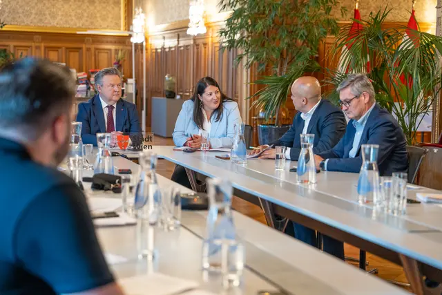 Gemeinsam mit waff und dem AMS Wien startet die Stadt Wien ein neues Förderungsprojekt unter dem Titel "Frauenstiftung". Das kündigte man am Montag mit. | Foto: Valentina Marinelić/MeinBezirk