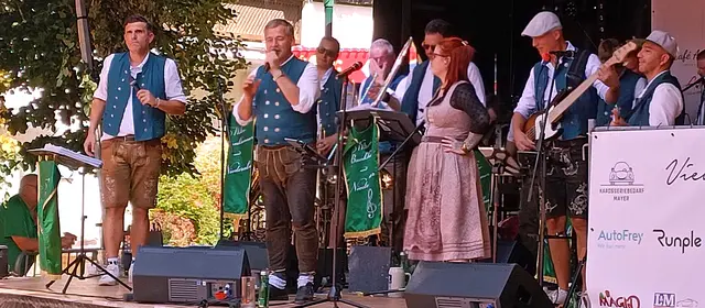 Im Rahmen des Anifer Kirtages feierte vom 8. bis 10.August 2025 Walter Bankhammer und seine Niederalmer Musikanten unter zahlreicher Teilnahme der Bevölkerung von Anif- Niederalm  und Neu/Anif ihr 40 jähriges Jubiläum !