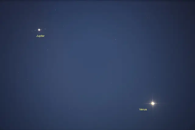 Am Nachthimmel über Puchenstuben trifft die Venus auf Jupiter. | Foto: Franz Klauser