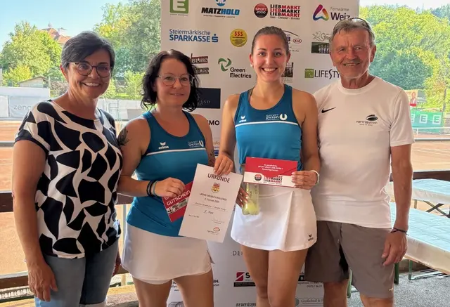  1. Platz Hauptbewerb: Renate Wiesinger-Schrenk, Christina Brunnhofer, Sandra König, Peter Neustifter (v. l.) | Foto: ASKÖ TV Weiz