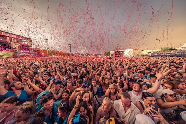 Ob mit dem Auto oder den Öffis, so kommst du schnell aufs Frequency Festival! (Archiv) | Foto: davidbitzban
