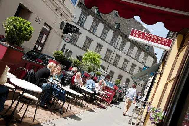 Der Schanigarten des "Bräunerhofs" vor einigen Jahren. | Foto: viennaslide / picturedesk.com