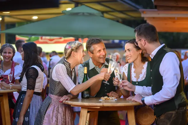 Im Mittelpunkt der 55. Steirischen Weinwoche steht wie immer die Geselligkeit. | Foto: Pixelmaker