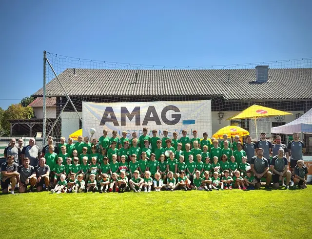 Rund 80 Kinder beim Nachwuchscamp. | Foto: Daniela Schwaninger