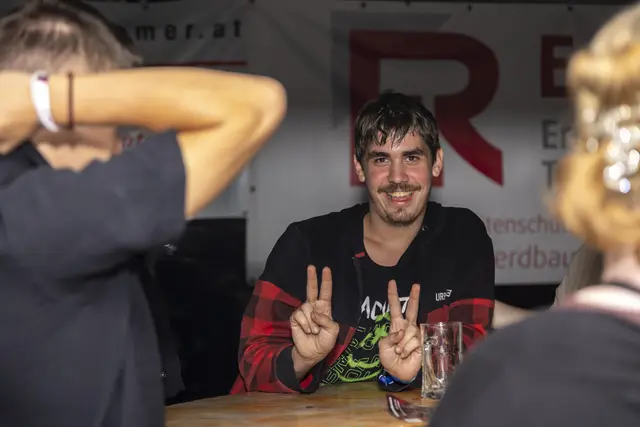 Mega Stimmung bei der diesjährigen Let's Fetz Party in Neukirchen bei Lambach – Rund 900 Nachschwärmer besuchten das gelungene Event. | Foto: eventflix