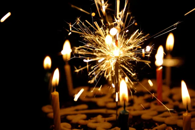 Auch seine Ehefrau konnte kürzlich ihren 95. Geburtstag feiern. | Foto: Nikhita Singhal/Unsplash