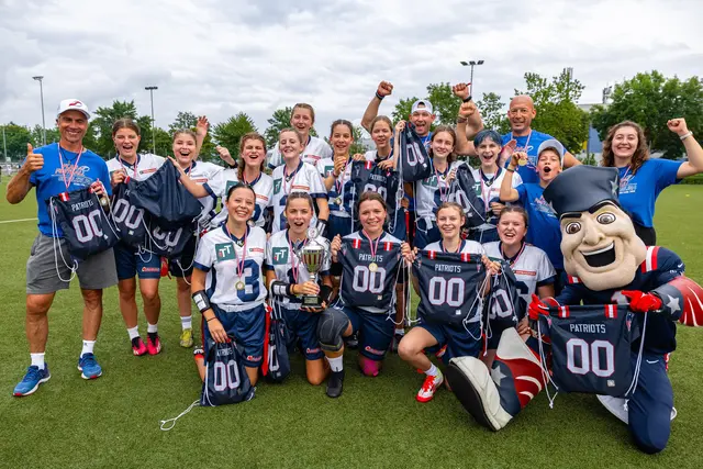 Jubel bei den Schülerinnen: Die "Queen-Cup-Siegerinnen fahren nach London. | Foto: MS Hopfgarten/Elke Dieplinger