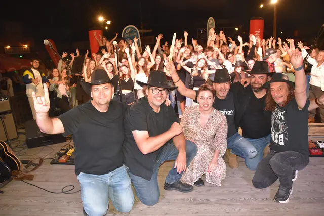 ballyhoo machte ordentlich Stimmung in der Westernstadt. | Foto: MeinBezirk Oberwart