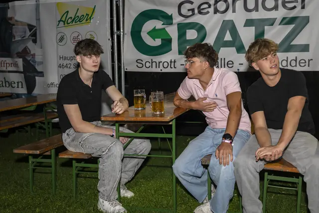 Mega Stimmung bei der diesjährigen Let's Fetz Party in Neukirchen bei Lambach – Rund 900 Nachschwärmer besuchten das gelungene Event. | Foto: eventflix