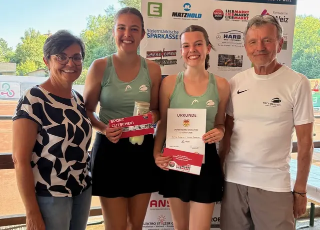  2. Platz Hauptbewerb: Renate Wiesinger-Schrenk, Bettina Zengerer, Verena Zengerer, Peter Neustifter (v. l.) | Foto: ASKÖ TV Weiz