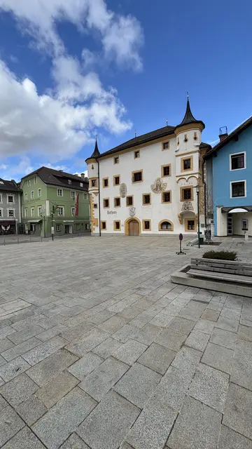 (Symbolfoto) Rathaus Tamsweg, März 2025. | Foto: pjw