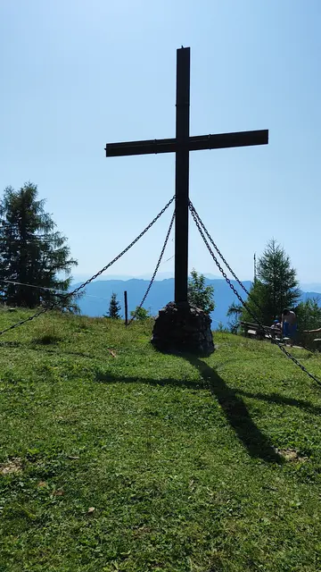 ..und gleich ist das Gipfelkreuz erreicht... | Foto: I.Wozonig