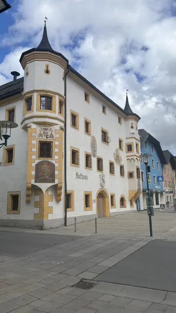 (Symbolfoto) Rathaus Tamsweg, März 2025. | Foto: pjw