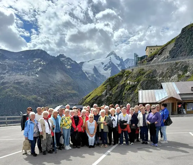 Die Ausflugsgruppe der OG Glanegg verbrachte einen wunderbaren Tag  im Heiligenblut und auf der Kaiser-Franz-Josefs-Höhe. | Foto: Privat