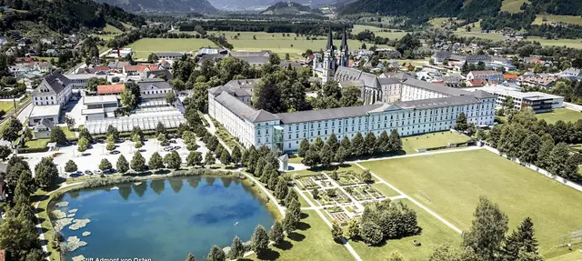 Das Benediktinerstift Admont zählt zu den beliebtesten Ausflugszielen der Region. | Foto: Stift Admont