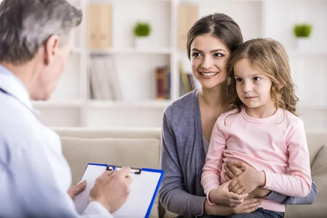 Für Eltern ist die Untersuchung eine Chance, einen guten Überblick über den Gesundheitszustand ihres Kindes zu erhalten. | Foto: panthermedia (Symbolfoto)
