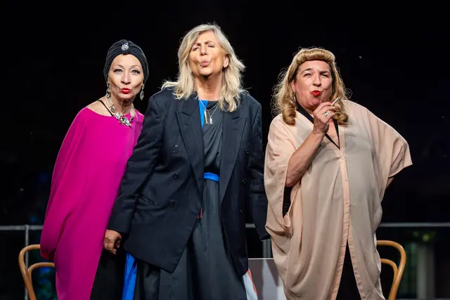 Sona MacDonald, Angelika Hager und Maria Happel. | Foto: Christian Husar