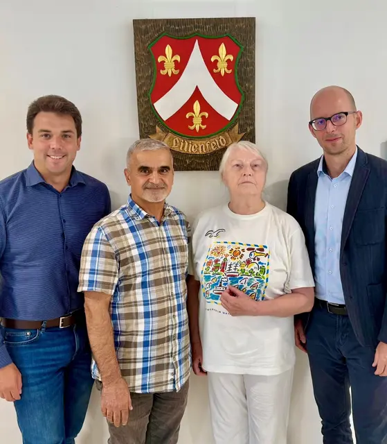 Ziehen in Sachen hausärztliche Versorgung für Lilienfeld an einem Strang: Bürgermeister Mag. Manuel Aichberger, die beiden Allgemeinmediziner Dr. Mohamad Dahnoun, Dr. Frieda Pfefferer und der Kammeramtsdirektor der Ärztekammer Niederösterreich Dr. Gottfried Zeller | Foto: Stadtgemeinde Lilienfeld