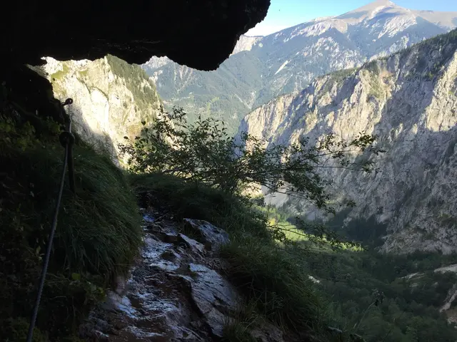 Blick in den Alpenvereinssteig. | Foto: Santrucek