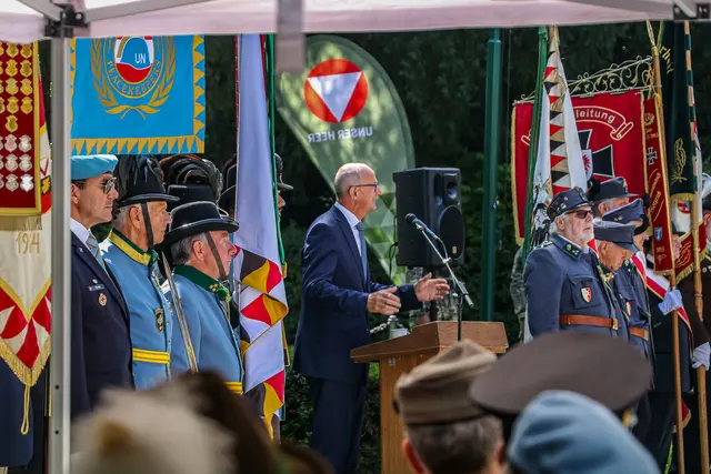 "Das Bundesheer ist für Tirol ein unverzichtbarer Partner", so LH Mattle. | Foto: BMLV / Hansjörg Raggl