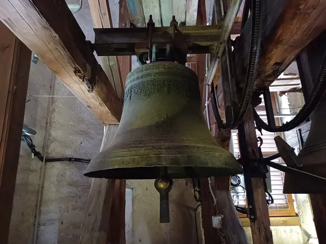 Nach dem Zweiten Weltkrieg wurde die Glocke an ihren rechtmäßigen Platz zurückgebracht.