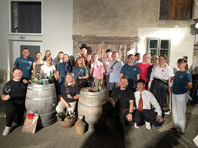 Das Team war mit großen Enthusiasmus bei der Sache | Foto: Gesa Buzanich