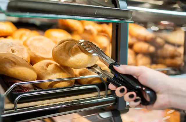 Auch zahlreiche Bäckereien haben offen. | Foto: GEORG HOCHMUTH / APA / picturedesk.com
