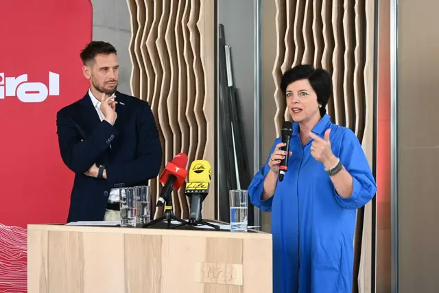 Matthias Pöschl, Geschäftsführer der Agrarmarketing Tirol und Programmverantwortlicher und Karin Seiler, Geschäftsführerin der Tirol Werbung und der Tirol Shop GmbH | Foto: Königer