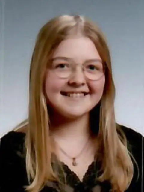 Prüfungserfolg. ST. AEGIDI: Katharina Sageder legte die Lehrabschlussprüfung/Doppellehre zur Konditorin mit gutem Erfolg und Einzelhandelskauffrau mit Auszeichnung ab. Zusätzlich die Lehrabschlussprüfung zur Bürokauffrau, ebenfalls mit Auszeichnung. | Foto: Privat