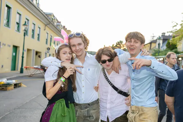 Feiern bis in die Nacht: Wer nach dem Neustifter Kirtag noch in Partylaune ist, zieht zur weiter zur Afterparty. | Foto: René Brunhölzl/MeinBezirk