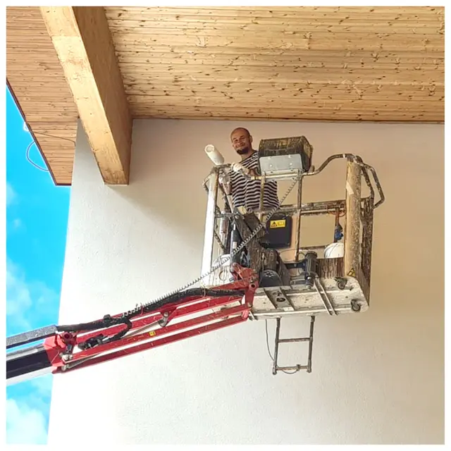 Für einen frischen Anstrich geht es hoch hinaus.  | Foto: Aqua Salza