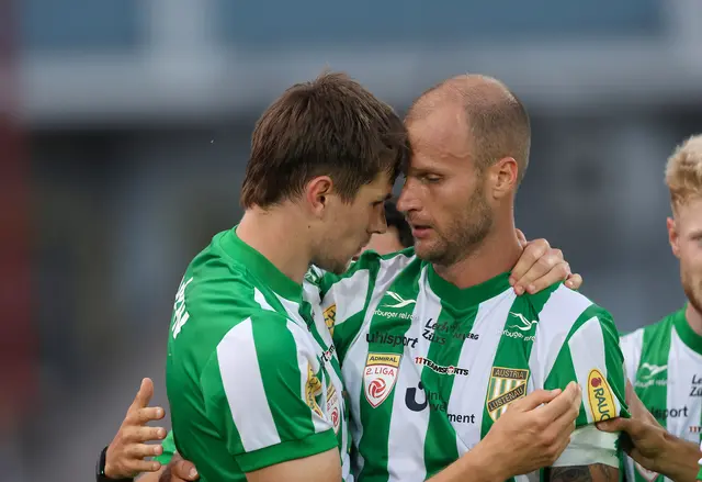 Freude über das Tor zum 1:1 bei Lenn Jastremski und Matthias Maak | Foto: GEPA pictures/Hans Oberländer