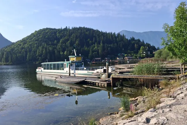 Eine Bootsfahrt am See wär sicher auch fein.