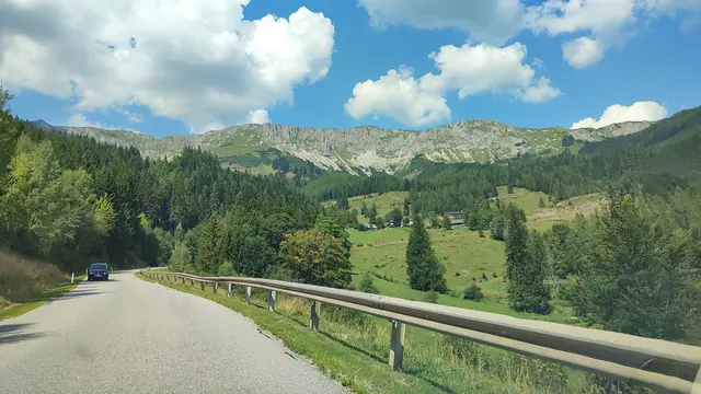 Schon auf der Hinfahrt freut man sich auf das Erlebnis auf der Brunnalm... | Foto: I.Wozonig