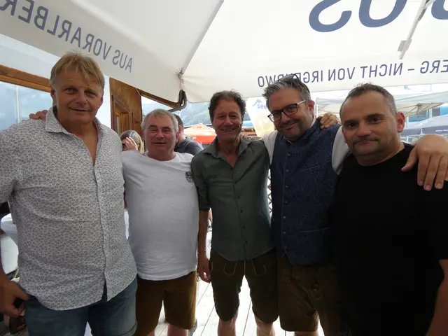 Alle Aufsichtsräte von See waren vertreten: Peter Seiwald, Gerhard Schweighofer, Werner Pircher, Aufsichtsratsvorsitzender Christoph Mallaun und Bgm. Michael Zangerl (nicht im Bild: Alt-Bgm. Anton Mallaun und Matthias Matt). 